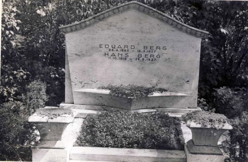 Grab von Eduard und Hans Berg